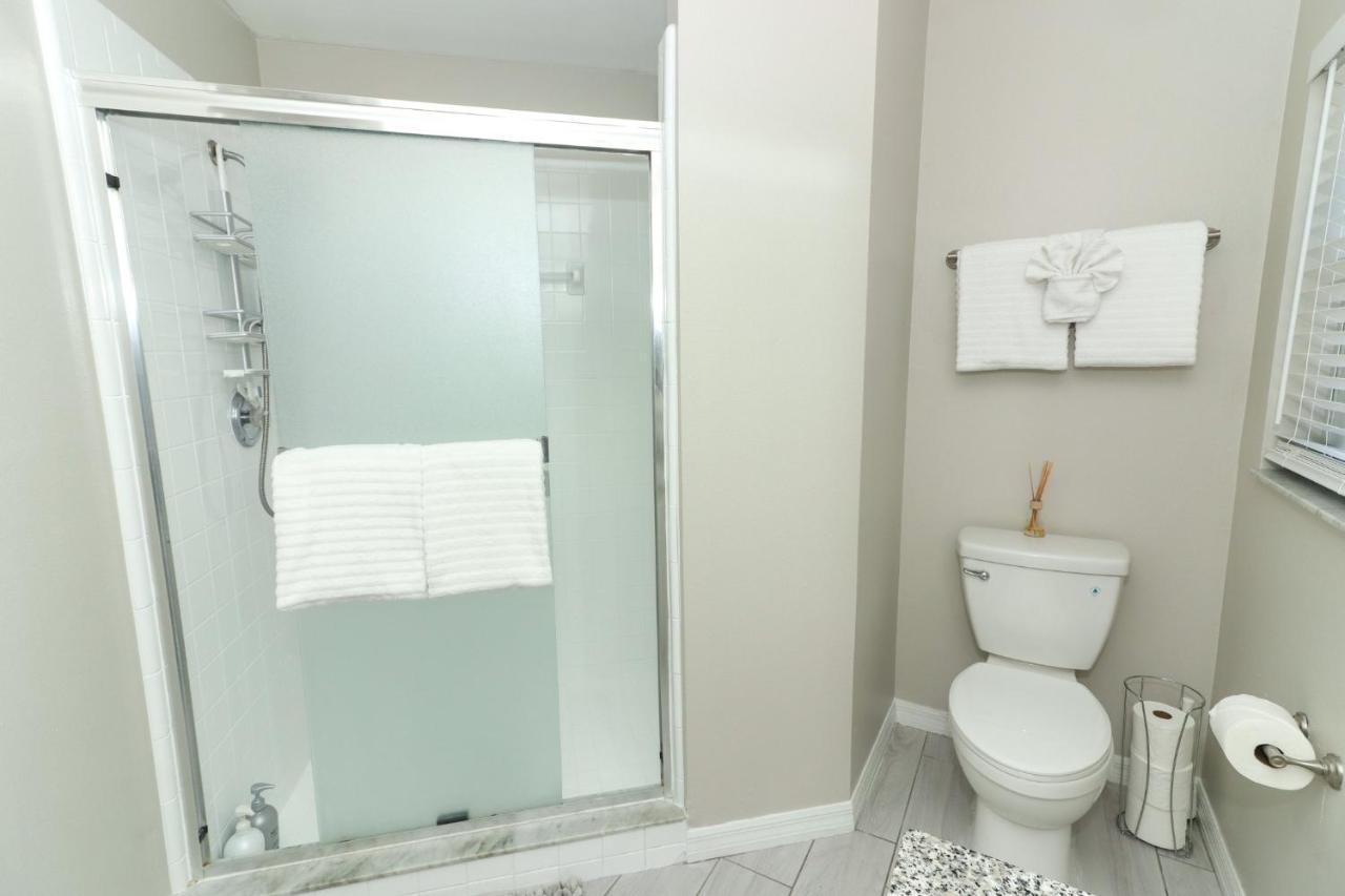 Lilys Stylish Villa Close To Disney Ideal For Long Stays Orlando Ngoại thất bức ảnh