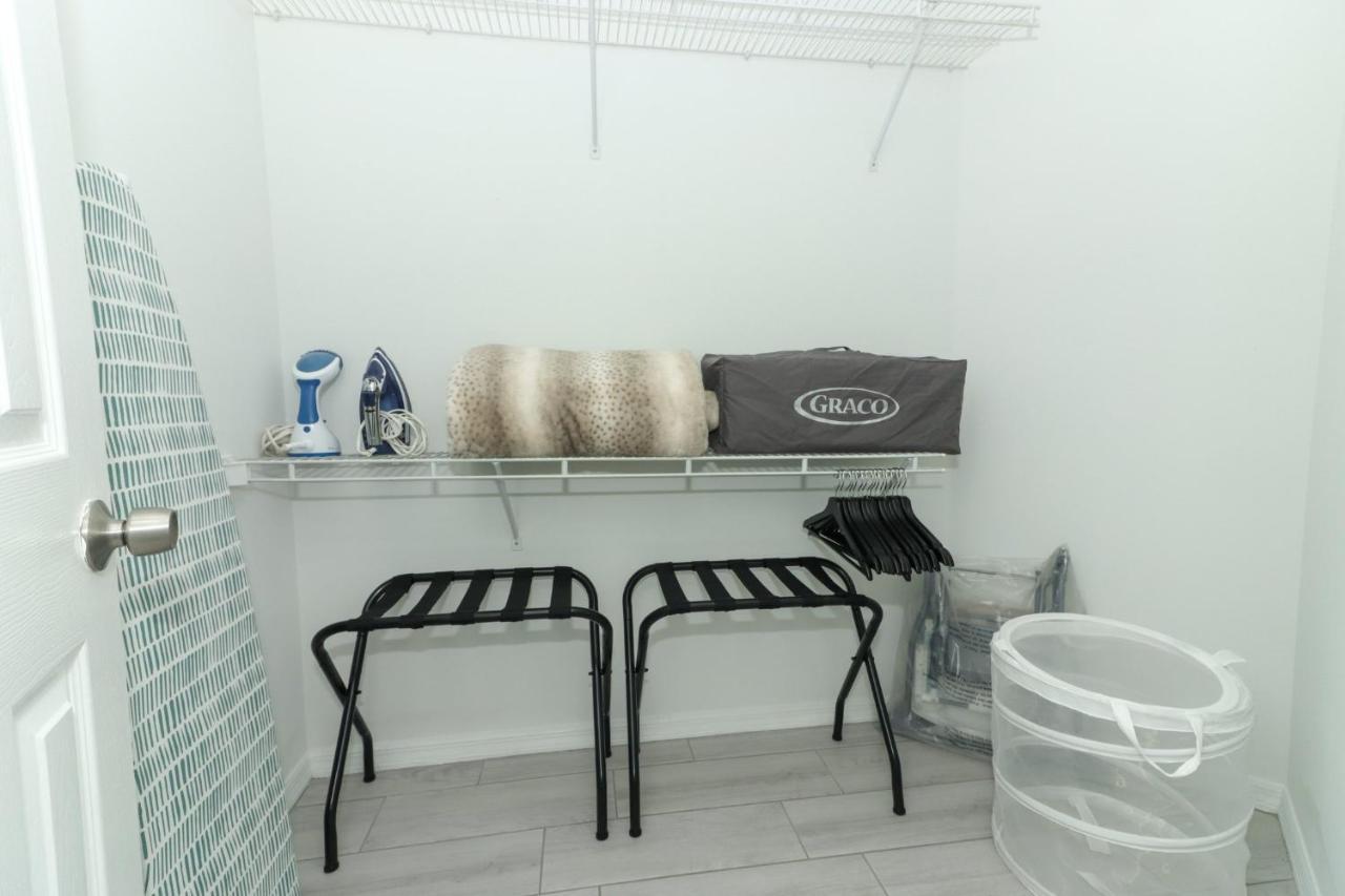 Lilys Stylish Villa Close To Disney Ideal For Long Stays Orlando Ngoại thất bức ảnh